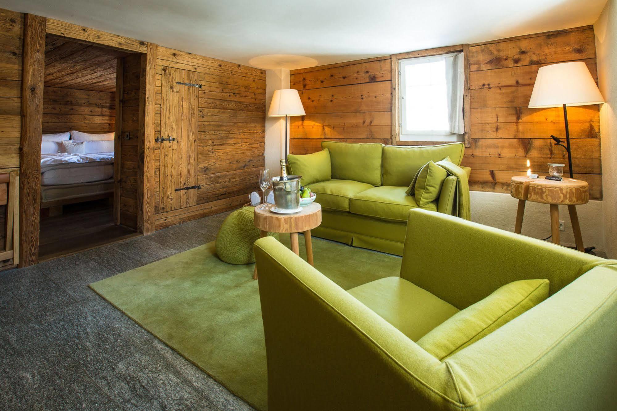 Maiensaesshotel Guarda Val Lenzerheide Eksteriør billede